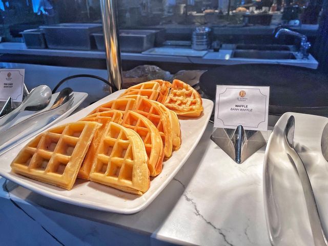 🥞#조식뷔페 ? 나는 시방 위험한 짐승이여☕