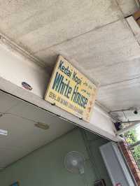 Great classic coffee shop! 