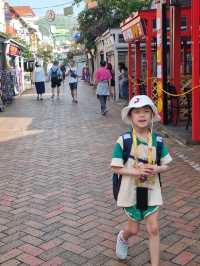 다양한 문화가 공존하는 차이나타운 