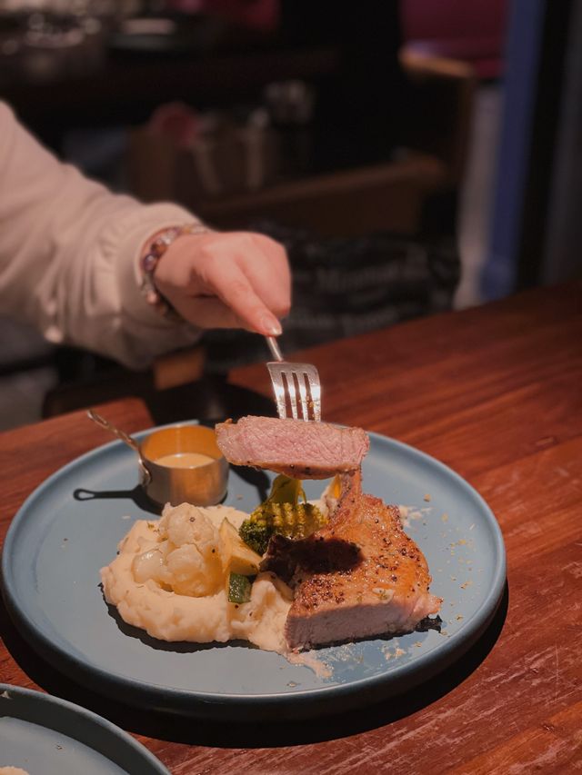 叫夠最低消費就可以包廂食飯😍｜抵玩過Party Room😛