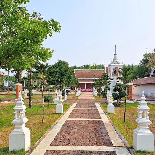 วัดพระบรมธาตุสวี จ.ชุมพร