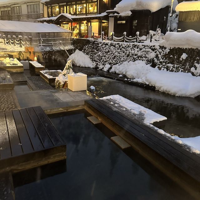 銀山温泉街