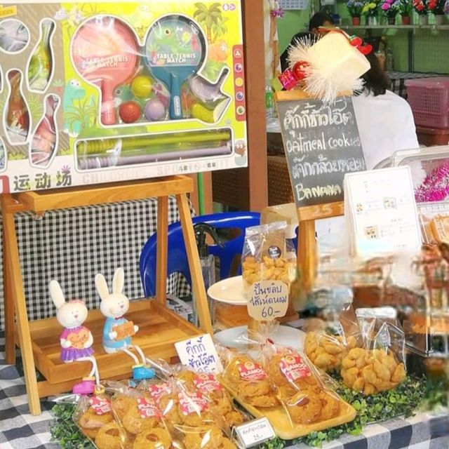 ตลาดน้ำสองคลองวัดตลิ่งชัน