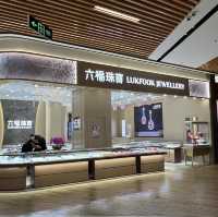 深圳都有一個品牌Outlet天堂：8號倉