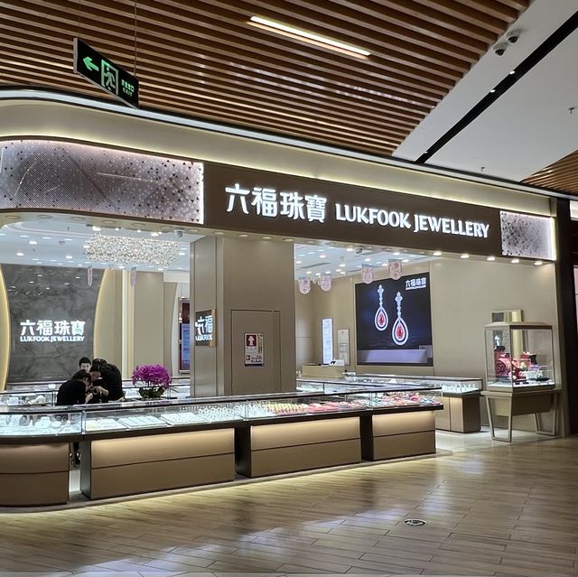 深圳都有一個品牌Outlet天堂：8號倉
