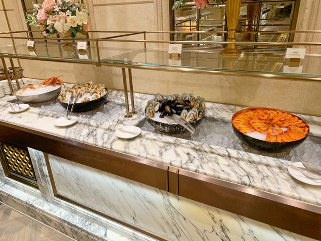 酒店Semi-buffet｜任食生蠔雪場蟹腳