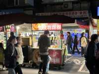 เดินตลาดนัดกลางคืน RAOHE Night Market