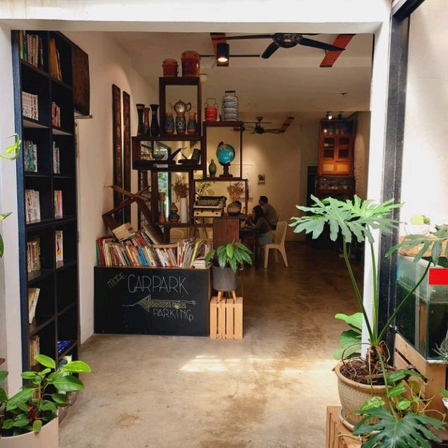 Nature cafe: 2F+ cafe at Relau, Penang