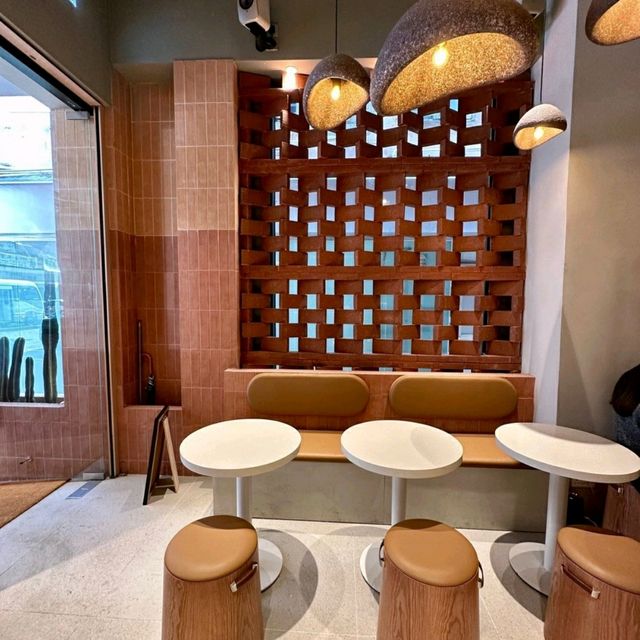 coffee cocktail bar「2 Soon」