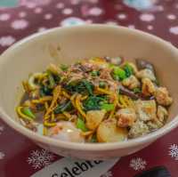 หมี่เหลืองผัดป้าเมียด ตำนานความอร่อยเมืองในหมอก