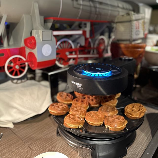 火車主題打卡酒店海鮮自助餐