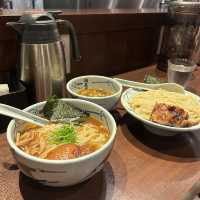 신주쿠 핫플 오모이데 요코초, 라멘 현지찐맛집 소개!!