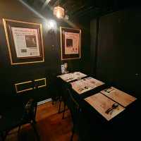 House 000 Bistro