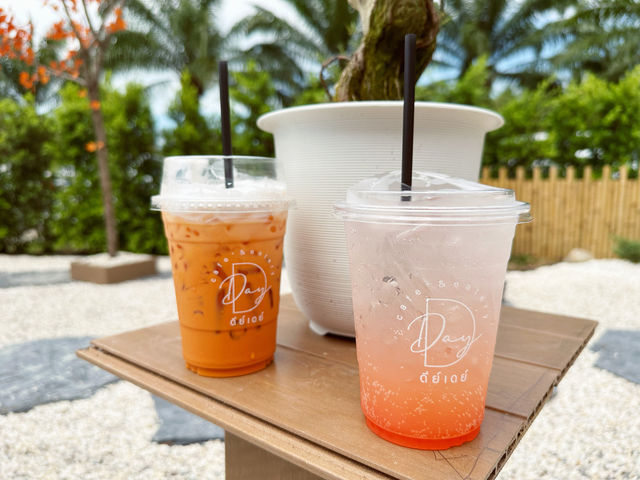 D-Day Cafe ดีย์ เดย์ คาเฟ่ สามร้อยยอด ประจวบ