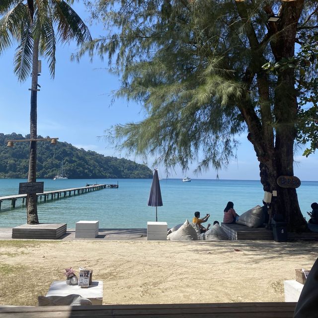 THE DECK BAR 🍹