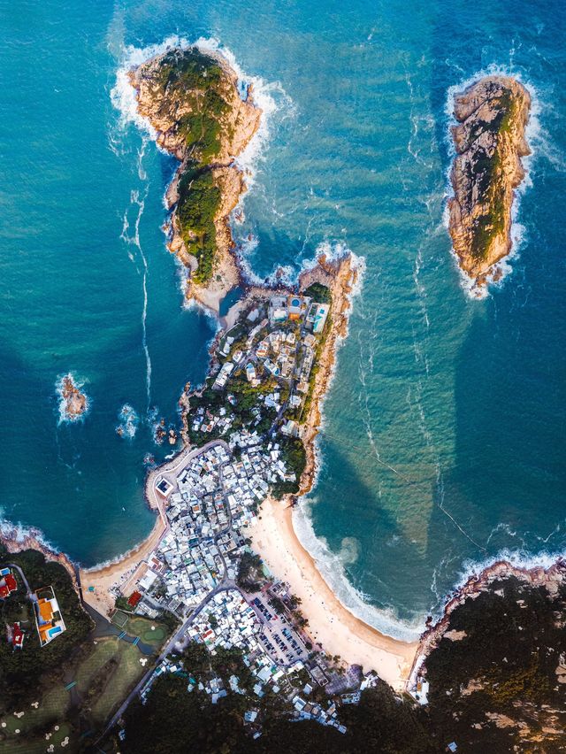 Beach day at Shek O! 🏖️ 