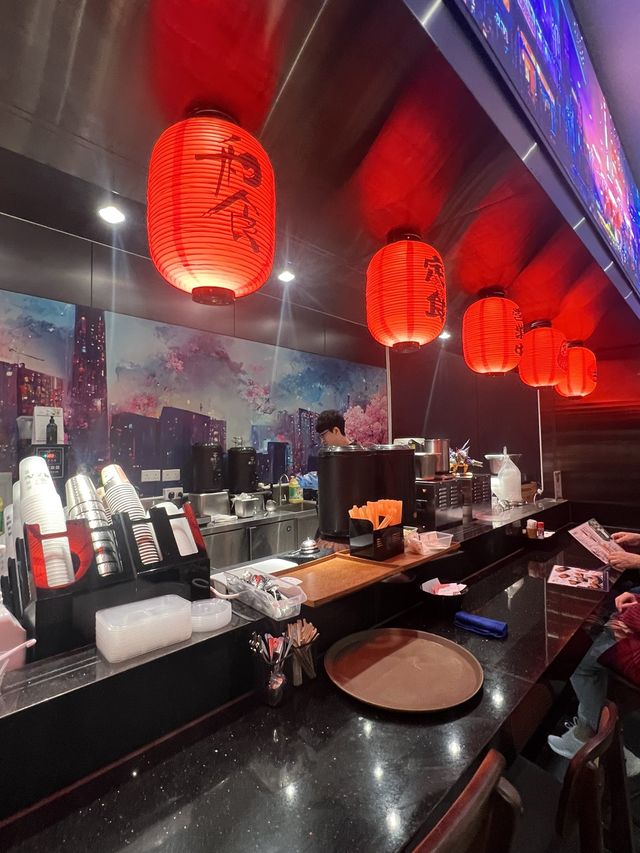 🍜屋企附近開咗間拉麵店🍜