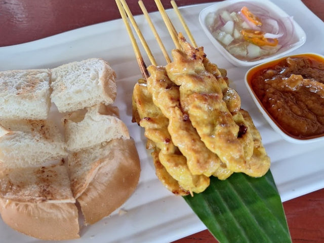 “ระเบียงทะเล” ร้านอาหารวิวสวย ริมทะเลบางปู