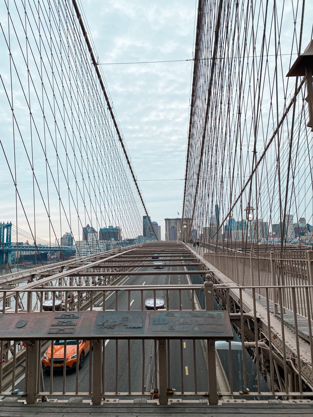We walked across the iconic Brooklyn Bridge! 
