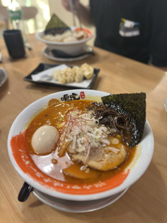 收藏好耐嘅拉麵店今日終於試到
