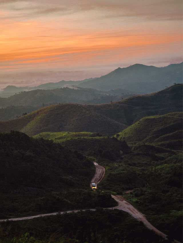 เนินช้างศึก จากบ้านอีต่อง ⛰️