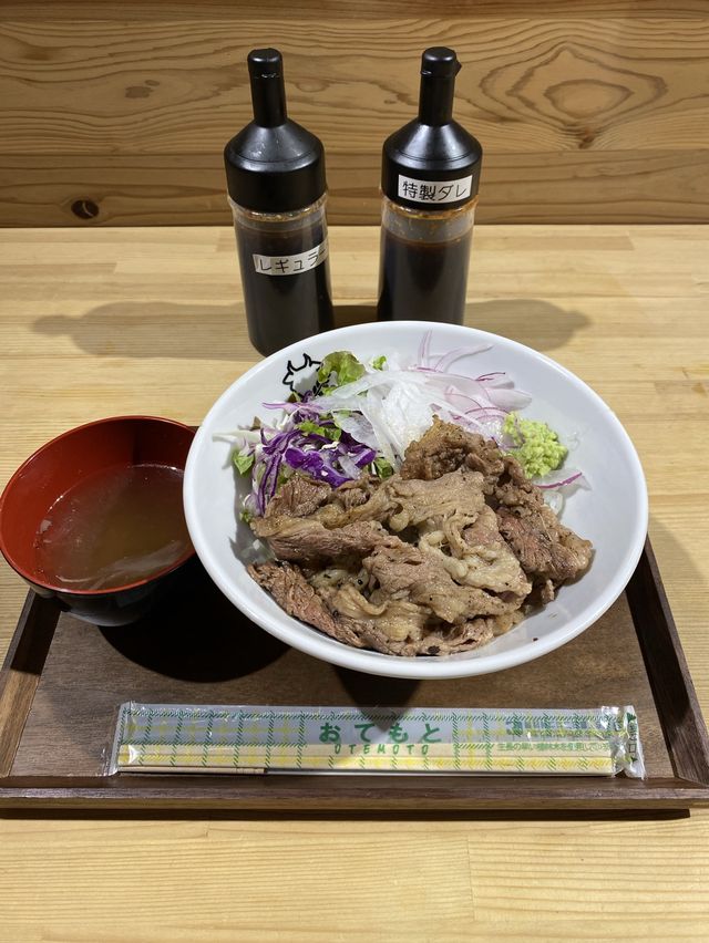 【南あわじ】肉好きの人食べてみて