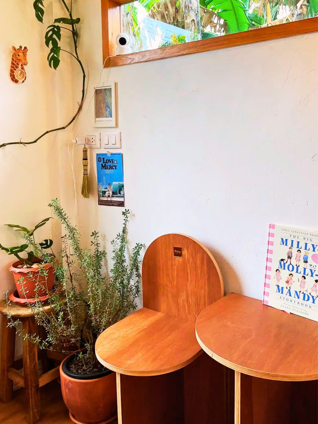 💥 Molley Coffee Stand เต็มไปด้วยเสน่ห์ที่น่าค้นหา
