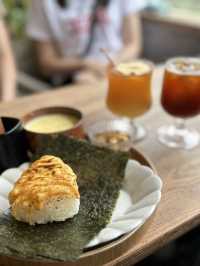 「臺北大同區打卡特色咖啡店，美味餐點優惠多」
