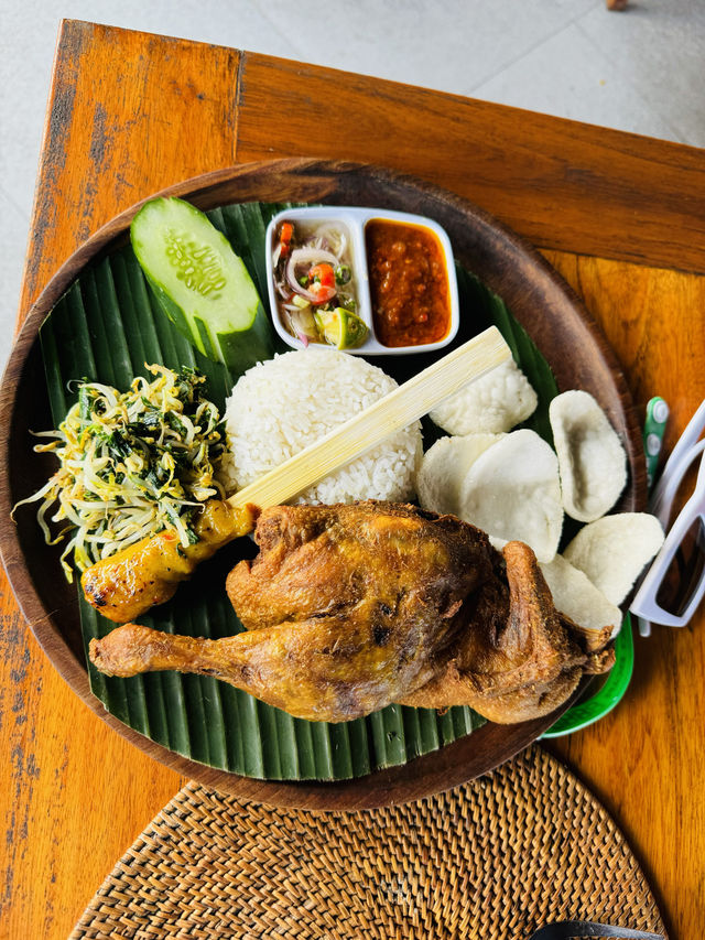インドネシア🇮🇩バリ島✨ウブドのレストラン🌿🍽️