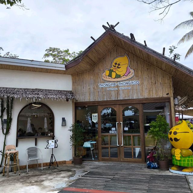 คาเฟ่ขนมไทยที่อ่าวนาง 