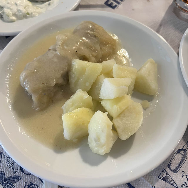 고린도 유적지 근처 현지식 맛집