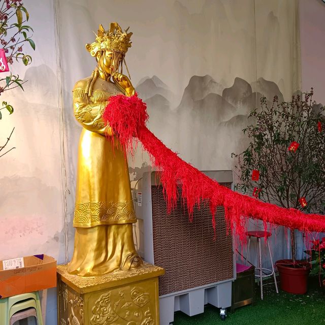 ขอพรความรัก ที่วัดหว่องไท่ซิน