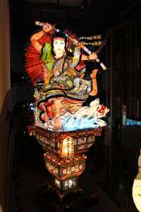 青森景點｜青森三大睡魔祭之一五所川原立體睡魔館(立佞武多之館)
