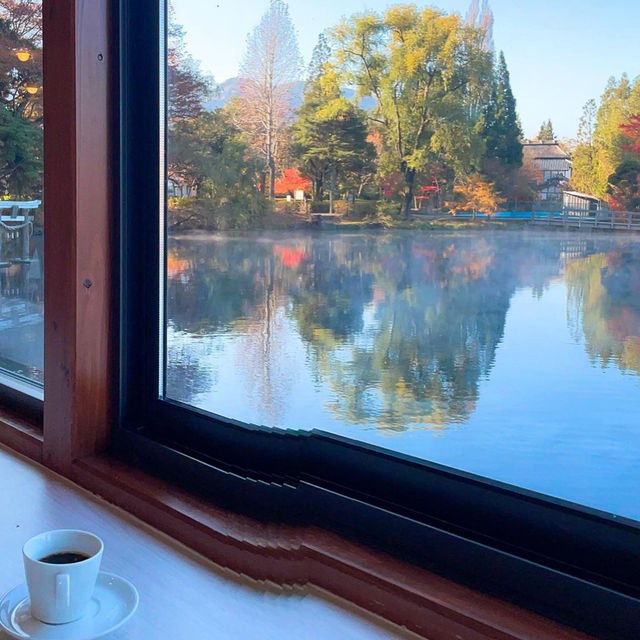 【湯布院】風光明媚な輝く金鱗湖が眼前！素敵ペンション✨