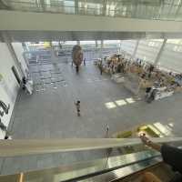 【大分】世界的な建築家 坂 茂 氏の設計による開放感溢れる美術館✨