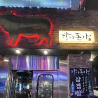 【韓国旅行🇰🇷/ソウル】現地韓国人で賑わう絶品お肉のお店🥩