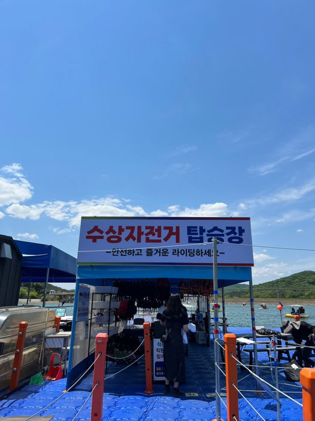 마장호수에서 즐기는 수상자전거, 뷰 맛집