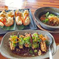 ร้านกุ้งเผา ริมแม่น้ำอยุธยา  