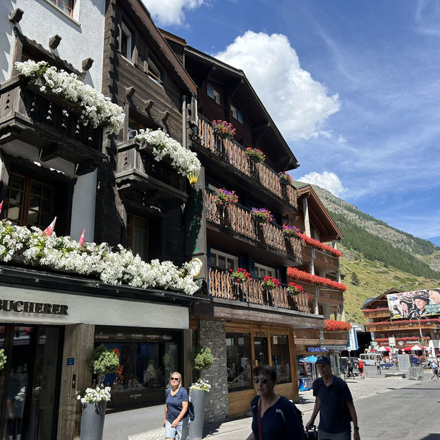 📍Zermatt ツェルマット, Switzerland スイス🇨🇭🗻
