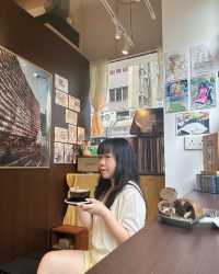 店員會唔會以為我特登襯晒色去打卡？