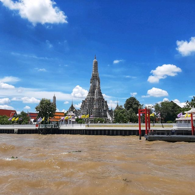 วัดประจำพระราชวัง กรุงธนบุรี