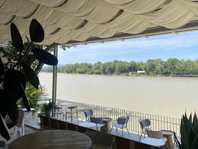 Disk คาเฟ่ดีย่านสายบุรี