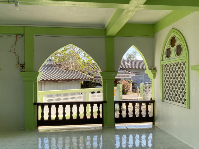 มัสยิดดารูลอามาน (มัสยิดสวยในปาเสยาวอ)