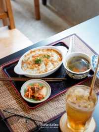 สัมผัสอาหารและบรรยากาศโฮมมี่ใจกลางเชียงใหม่