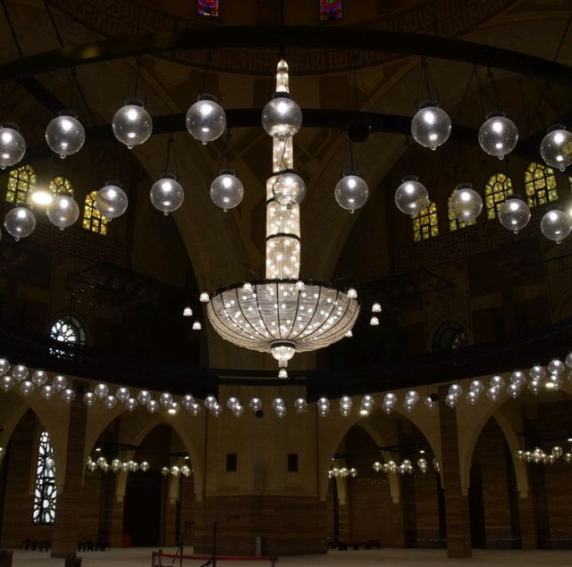 The majestic of Al-Fateh Grand Mosque