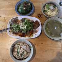 里港質感麵店