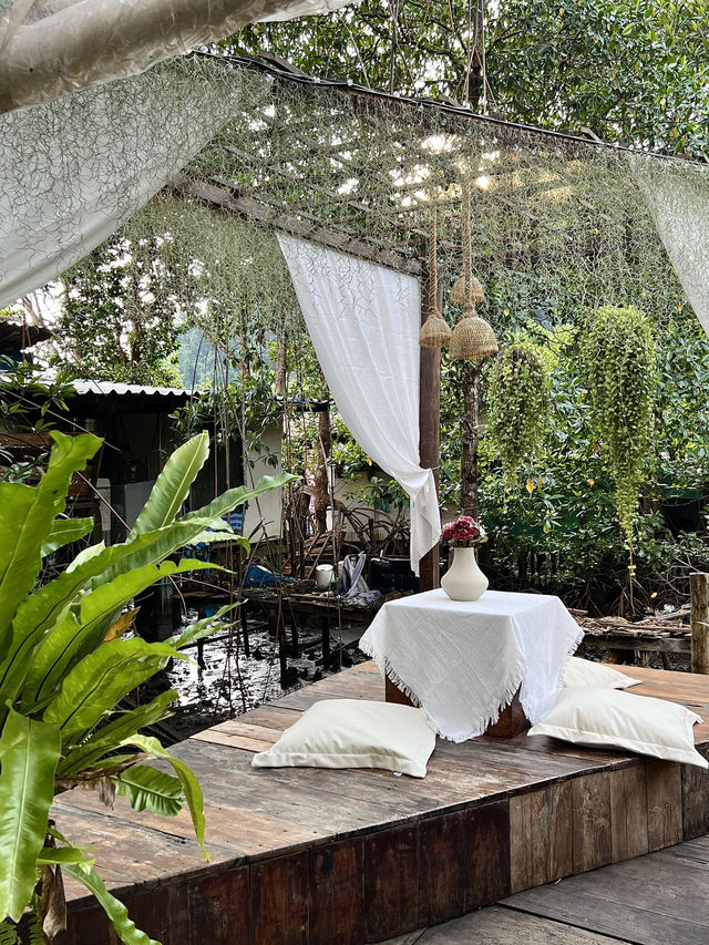 Escape Life Koh Kood | ที่พักเกาะกูดฝั่งริมน้ำ 🌿
