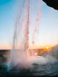 Seljalandsfoss: The Waterfall You Can Walk Behind!
