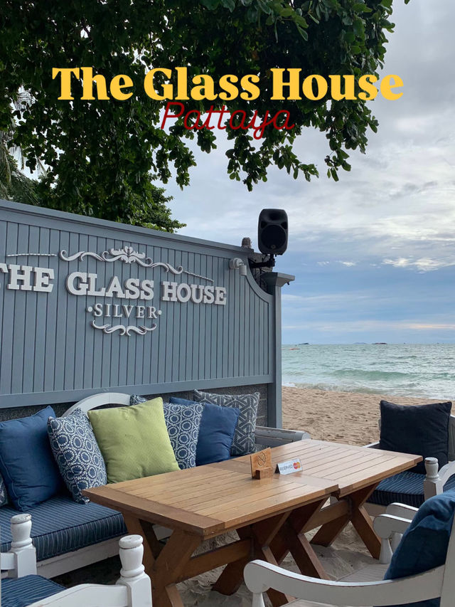 ทานข้าวชมพระอาทิตย์ตกดินริมทะเล The Glass House