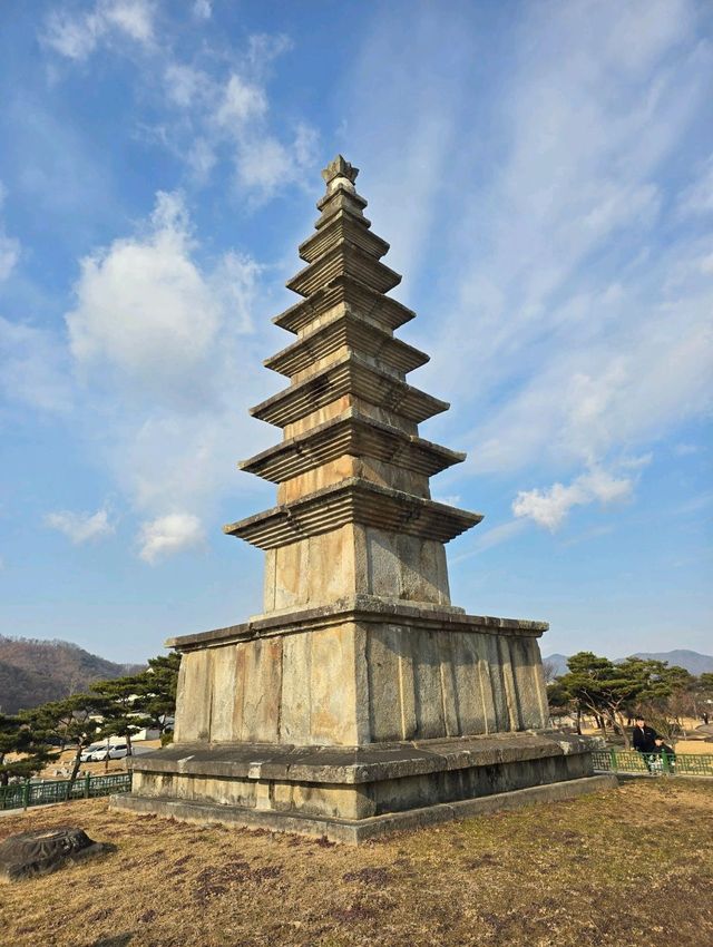 국내여행 한국의 중앙에 있는 탑이라는 중앙탑 